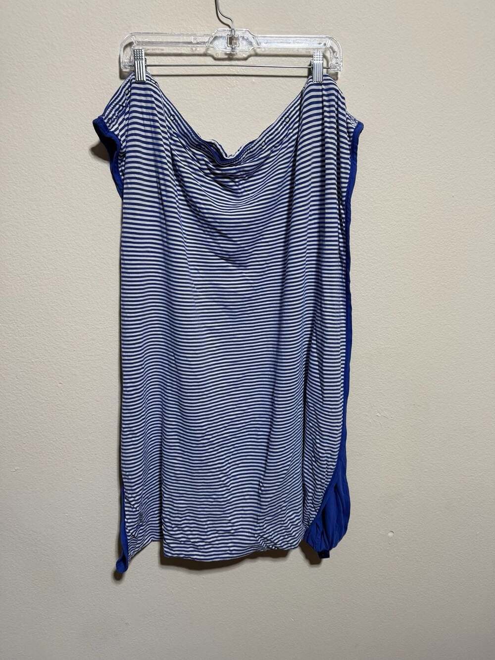 Lululemon striped  infinity scarf